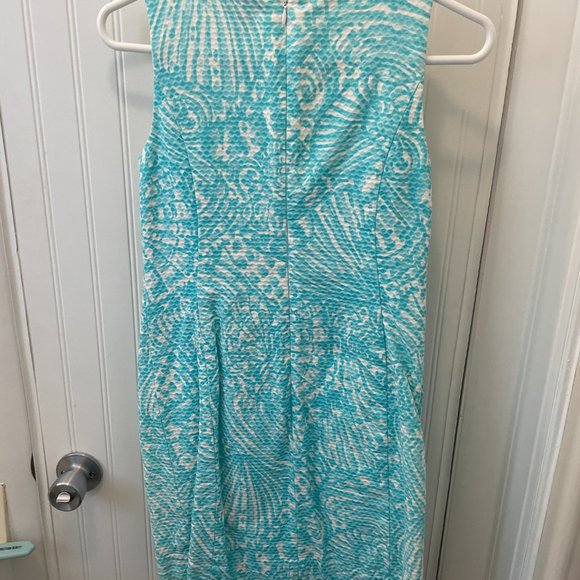 Lilly Pulitzer Macfarlane Shift Dress "Sea Cups" print in Teal - Picture 3 of 9